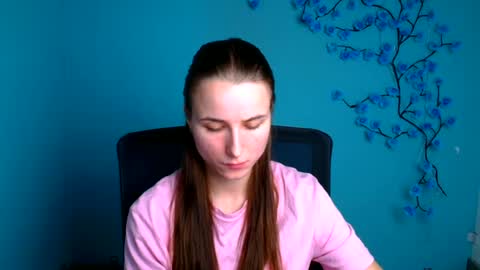 Milly online show from June 18, 9:14 am