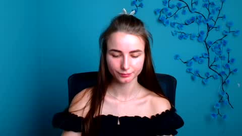 Milly online show from June 22, 5:37 am