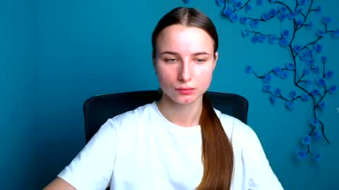 Milly online show from June 24, 5:39 am