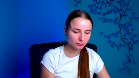 Milly online show from July 7, 5:54 am