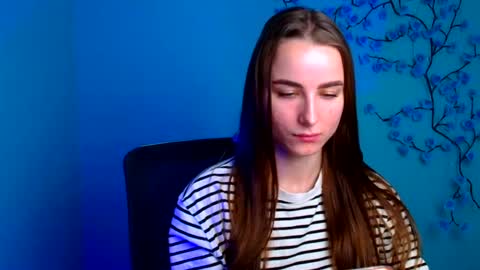 Milly online show from July 13, 5:43 am
