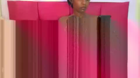 Snapshot of millysexylove chatting on April 11, 7:35 am ayannamil online show from April 11, 7:35 am