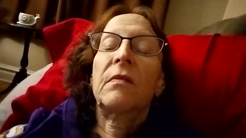 Snapshot of miloanj chatting on November 19, 11:27 pm miloanj online show from November 19, 11:27 pm