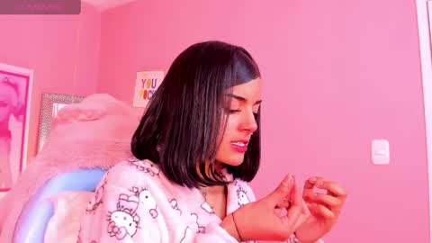 milu_carbajal_x online show from April 1, 9:12 pm