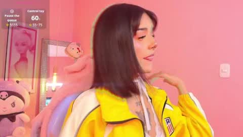milu_carbajal_x online show from April 30, 4:08 am