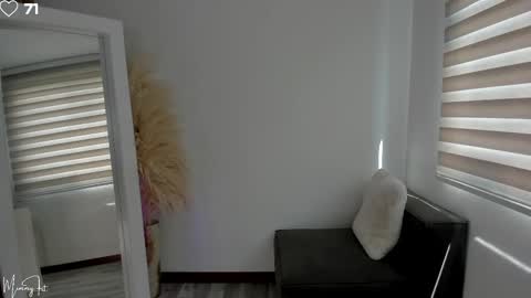 mimmyfit1 online show from February 17, 7:53 pm