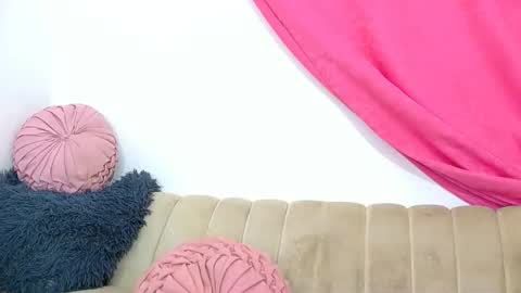 Snapshot of mina_hotty chatting on May 4, 3:30 pm mina_hotty online show from May 4, 3:30 pm