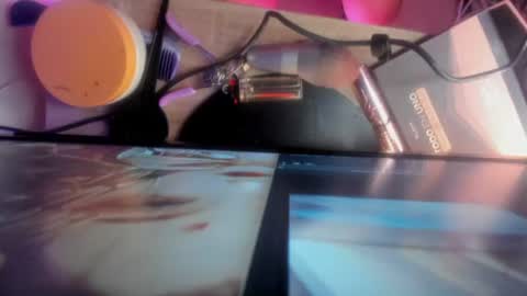 Snapshot of minami_nakamura chatting on July 17, 5:14 am minami_nakamura online show from July 17, 5:14 am
