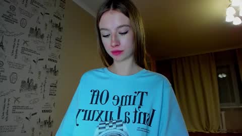 Snapshot of minidiva_ chatting on January 9, 10:44 pm Amelia online show from January 9, 10:44 pm