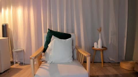 minnie_jin online show from November 23, 1:44 pm