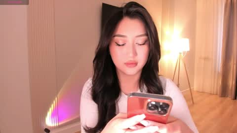 minnie_jin online show from May 18, 1:39 pm