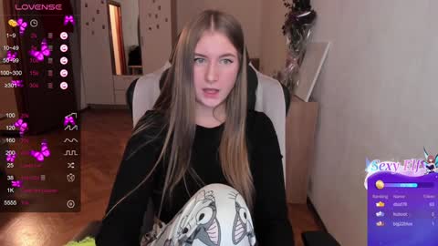 Lisa online show from December 15, 6:37 pm