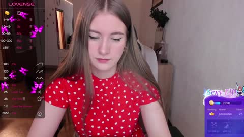 Lisa online show from January 11, 6:44 pm