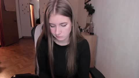 Lisa online show from January 14, 7:32 pm