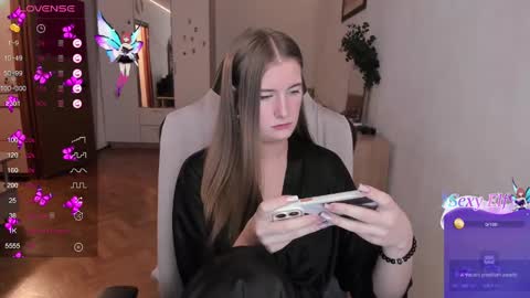 Lisa online show from February 14, 1:51 pm