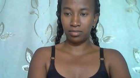 minouch211907 online show from March 1, 7:32 am