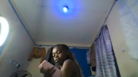 Snapshot of minty2003 chatting on July 20, 6:43 pm minty2003 online show from July 20, 6:43 pm