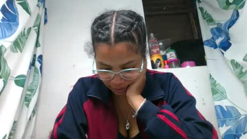 Snapshot of miora620846 chatting on June 14, 8:05 am miora620846 online show from June 14, 8:05 am