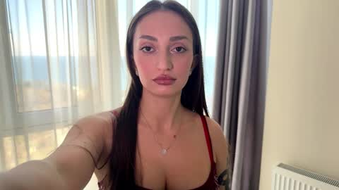 Snapshot of mira_hart chatting on March 4, 9:59 am mira_hart online show from March 4, 9:59 am