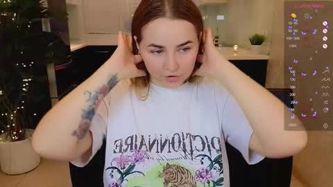 Mira online show from February 8, 1:42 am