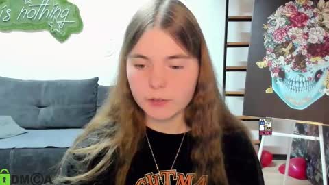 miraa_bloom online show from March 16, 3:27 pm