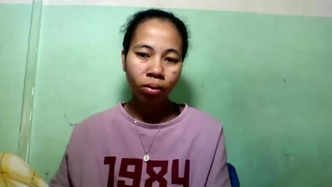 mirah881 online show from May 19, 6:09 am