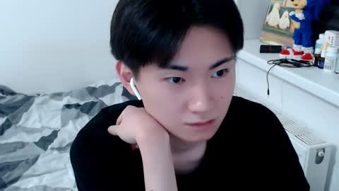 Snapshot of miram_yoo chatting on May 1, 9:30 pm online show from May 1, 9:30 pm