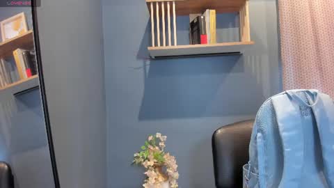 Snapshot of miranda_doll_ chatting on July 4, 12:00 pm online show from July 4, 12:00 pm