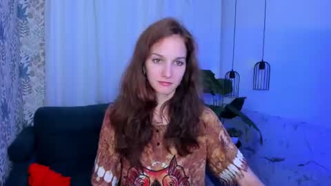 Snapshot of mirandaglow chatting on July 15, 5:45 am Miranda online show from July 15, 5:45 am