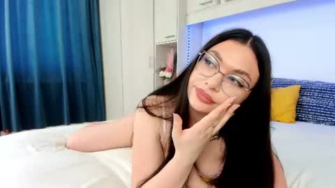 Mira online show from June 25, 9:14 am