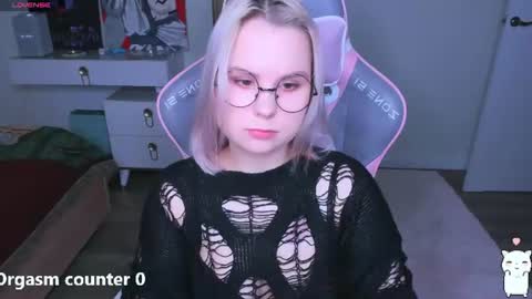 Kira online show from June 24, 2:27 pm
