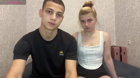 mirelcouple online show from May 14, 10:11 am