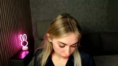 Snapshot of miri07 chatting on April 18, 7:58 pm miri07 online show from April 18, 7:58 pm