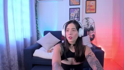 KRAVE  online show from February 2, 6:17 pm