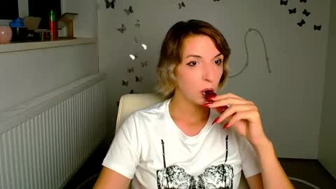 Mishelle online show from July 11, 11:46 am