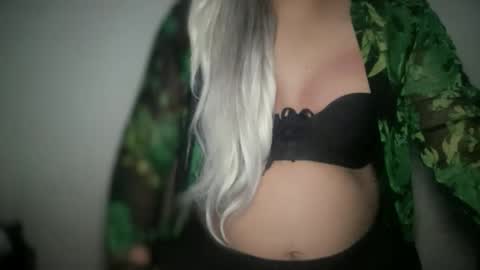 sandra online show from February 9, 10:58 pm