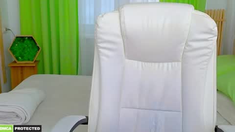 Alisa NONNUDE online show from April 4, 3:09 pm