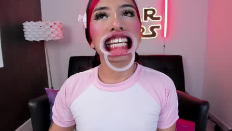 Allison online show from March 31, 11:32 am