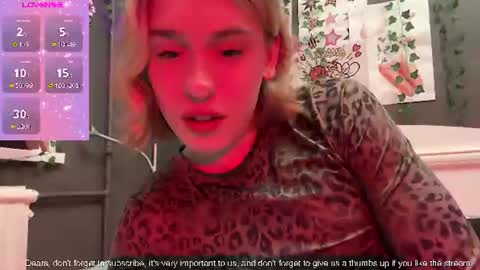 Anya online show from July 24, 9:46 pm
