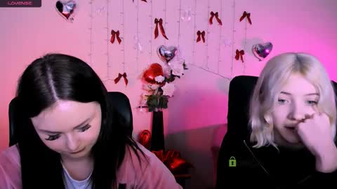 miss_courtney online show from March 7, 10:01 am