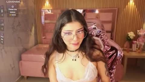 miss_devil_s online show from March 12, 3:23 am