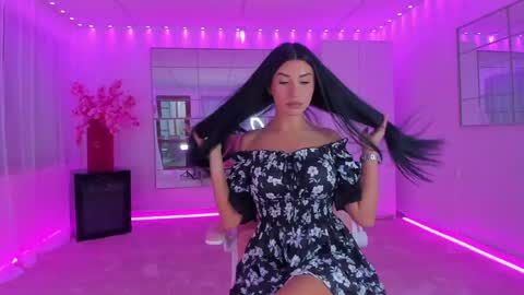 miss_diamond__ online show from May 23, 5:56 am