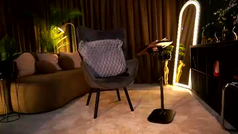 Miss Ema Devine online show from July 11, 4:10 pm