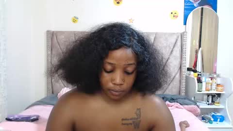miss_godess online show from May 3, 7:09 pm
