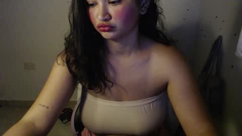 Snapshot of miss_ly_ chatting on February 20, 9:59 pm ly independent model online show from February 20, 9:59 pm