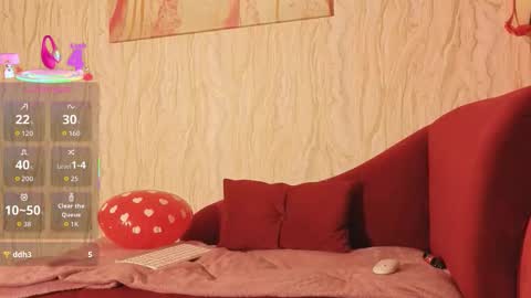 Snapshot of miss_olivia_haze chatting on February 5, 7:07 pm Olivia online show from February 5, 7:07 pm