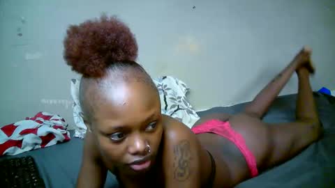 miss_pretty01 online show from May 6, 12:41 am