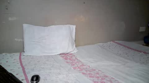 miss_pretty01 online show from May 21, 6:37 pm