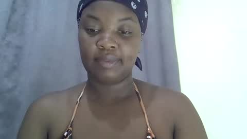 Snapshot of miss_sexy0012 chatting on March 15, 4:07 am Nia online show from March 15, 4:07 am