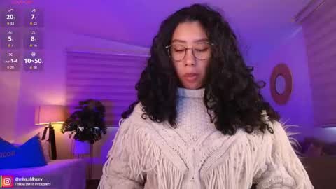 Amy Olivera online show from July 1, 1:02 pm